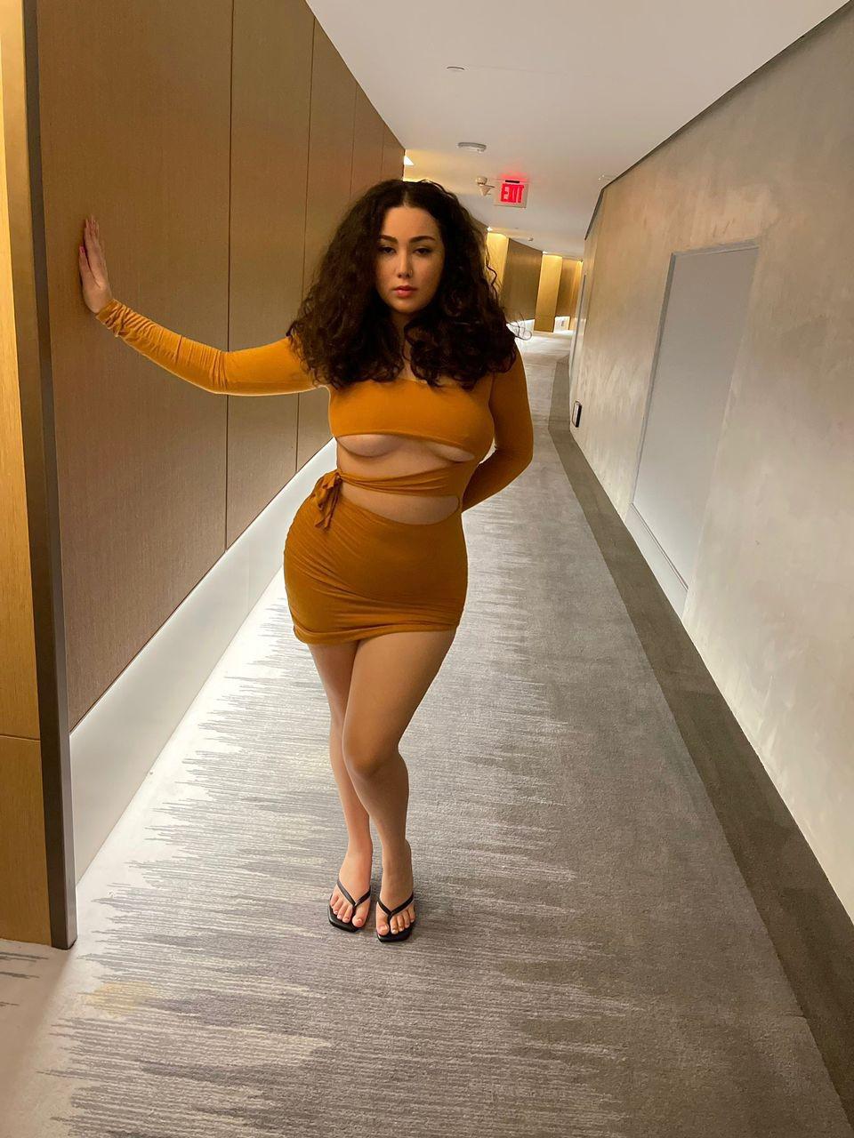 Female Escort ❤️!! Hot and sexy Latina girl ❤️🍑. Female Escort ❤️!! Hot and sexy Latina girl ❤️🍑.