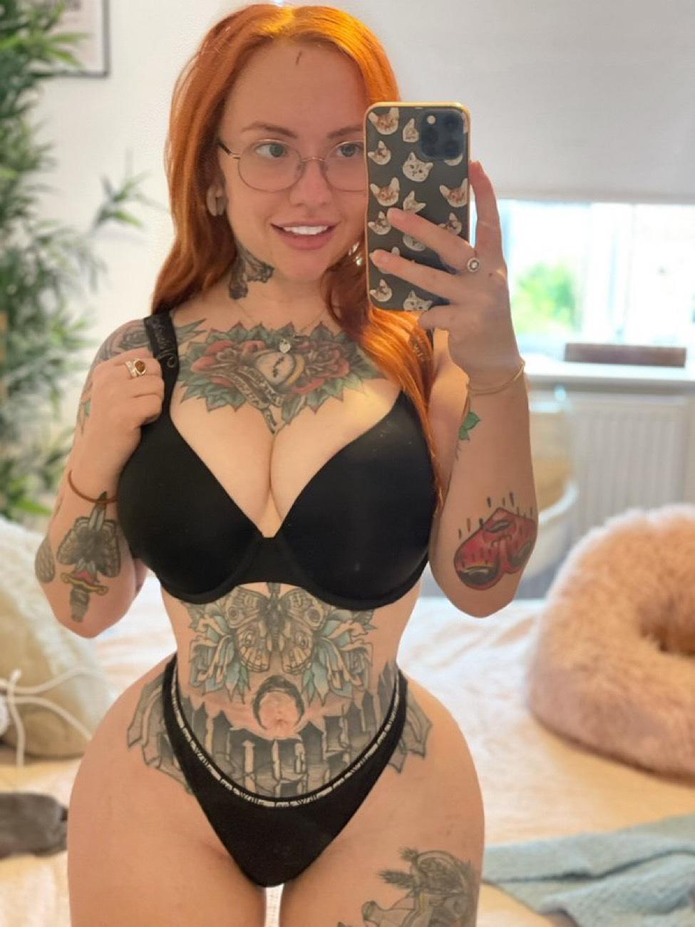 Escort available for hookup Escort available for hookup