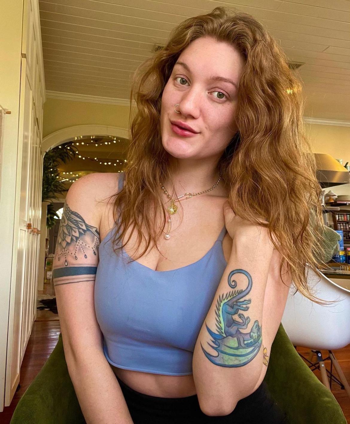 Escort available around you snapchat:ptc21g Escort available around you snapchat:ptc21g