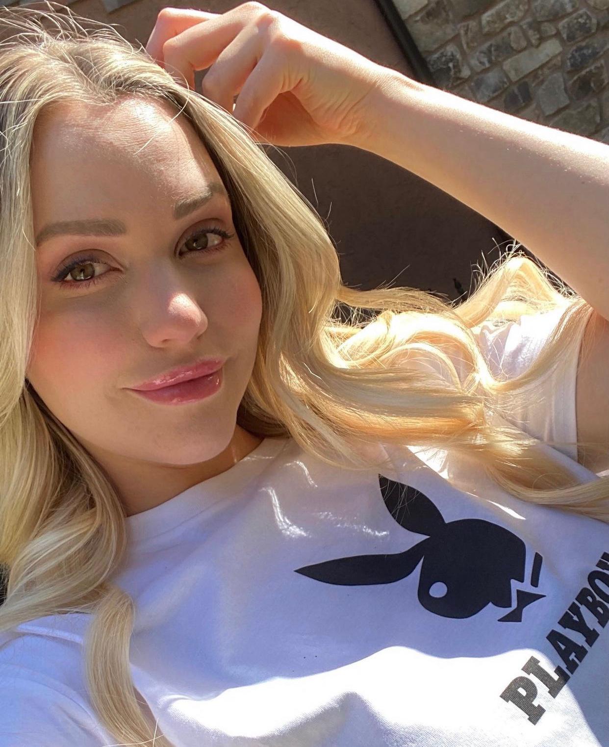 I’m Becki. I’m a naughty girl to play with reach me here (414) 522-8061 I’m Becki. I’m a naughty girl to play with reach me here (414) 522-8061