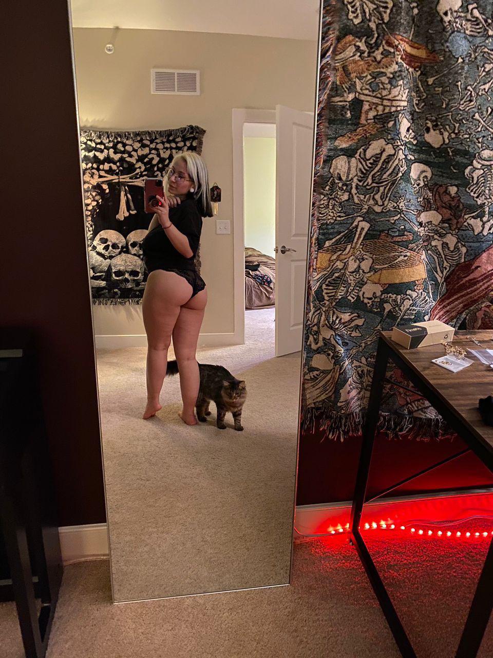 Escort ready to meet up Escort ready to meet up