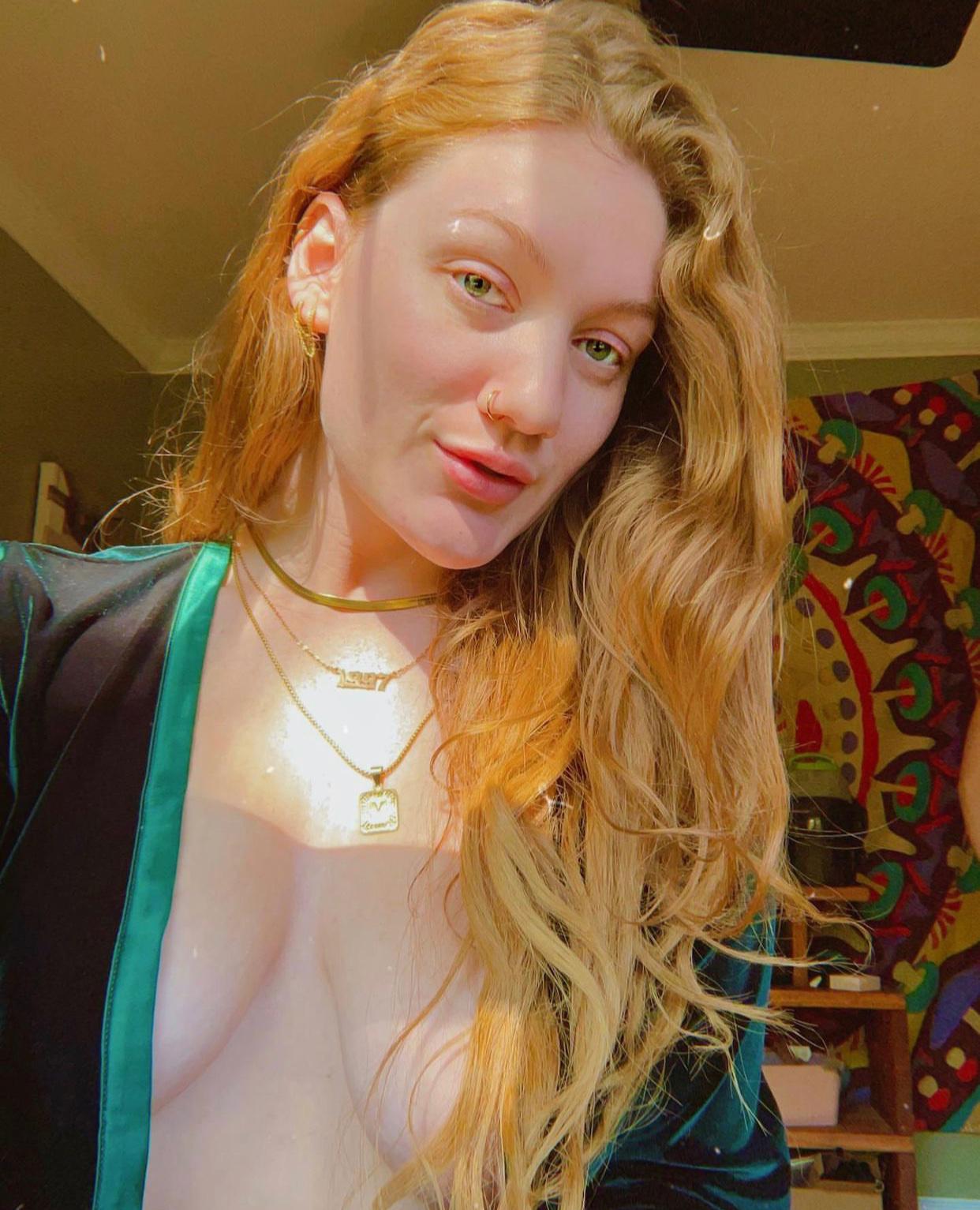 Available for Incall and outcall Available for Incall and outcall