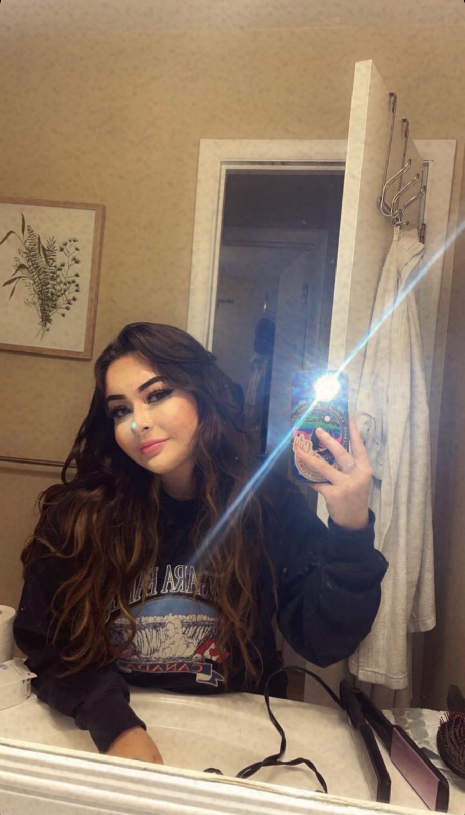 Naughty Leslie here to pleasure 🥵🥵 Naughty Leslie here to pleasure 🥵🥵