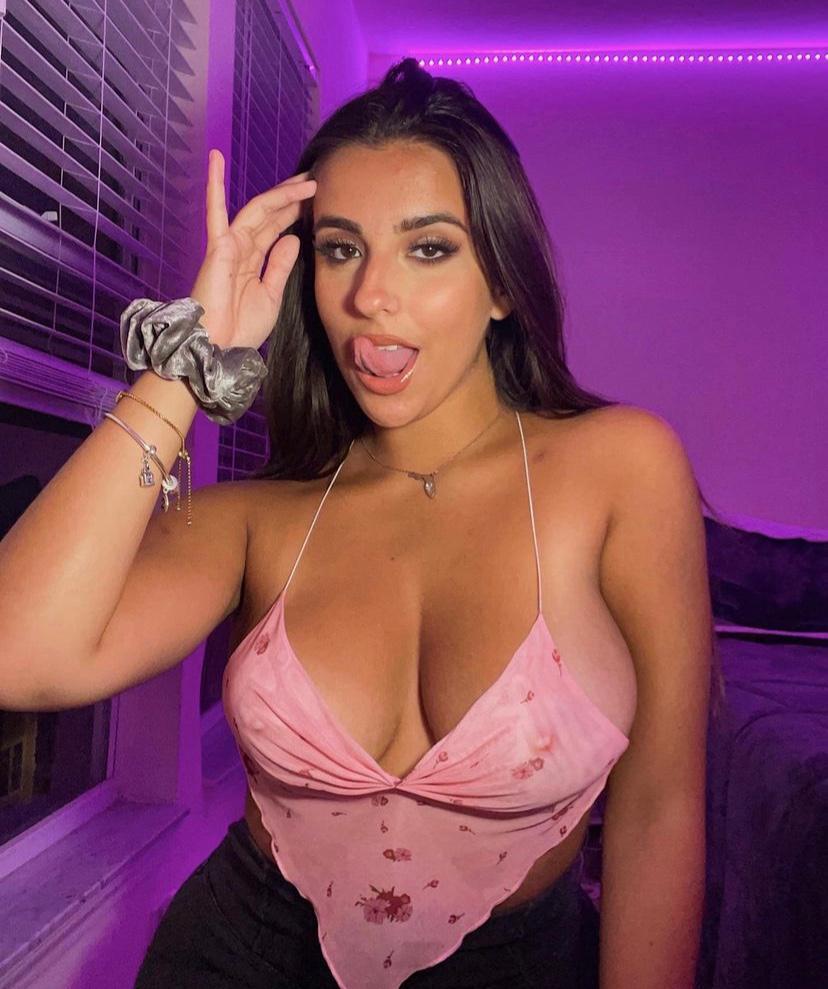 I’m available for hookup overnight and short time, Incall or outcall I’m available for hookup overnight and short time, Incall or outcall