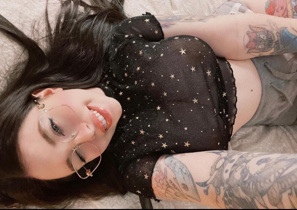 I'm Anita🌚👀 Hit me up if you DOWN TO fuck🌚HMU on (424) 337-0194 or on Snapcha I'm Anita🌚👀 Hit me up if you DOWN TO fuck🌚HMU on (424) 337-0194 or on Snapcha