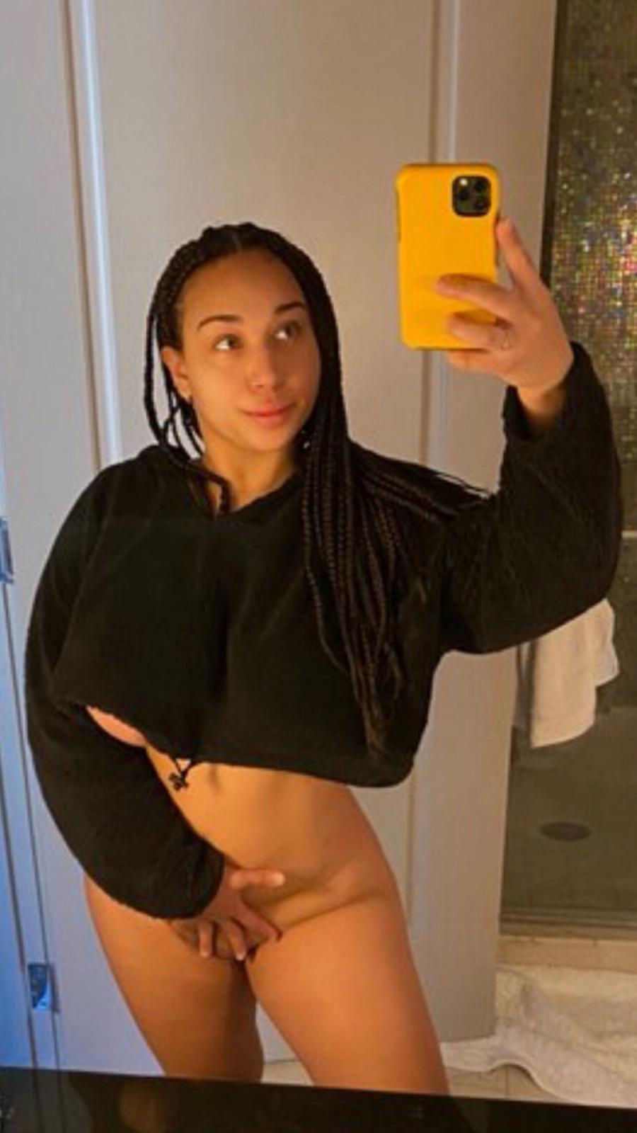 YOU WANNA HAVE SOME FUN 💦🍑YOU DOWN TO FUCK💦 🍏CLEAN T!TS PUS$Y🍏 YOU WANNA HAVE SOME FUN 💦🍑YOU DOWN TO FUCK💦 🍏CLEAN T!TS PUS$Y🍏