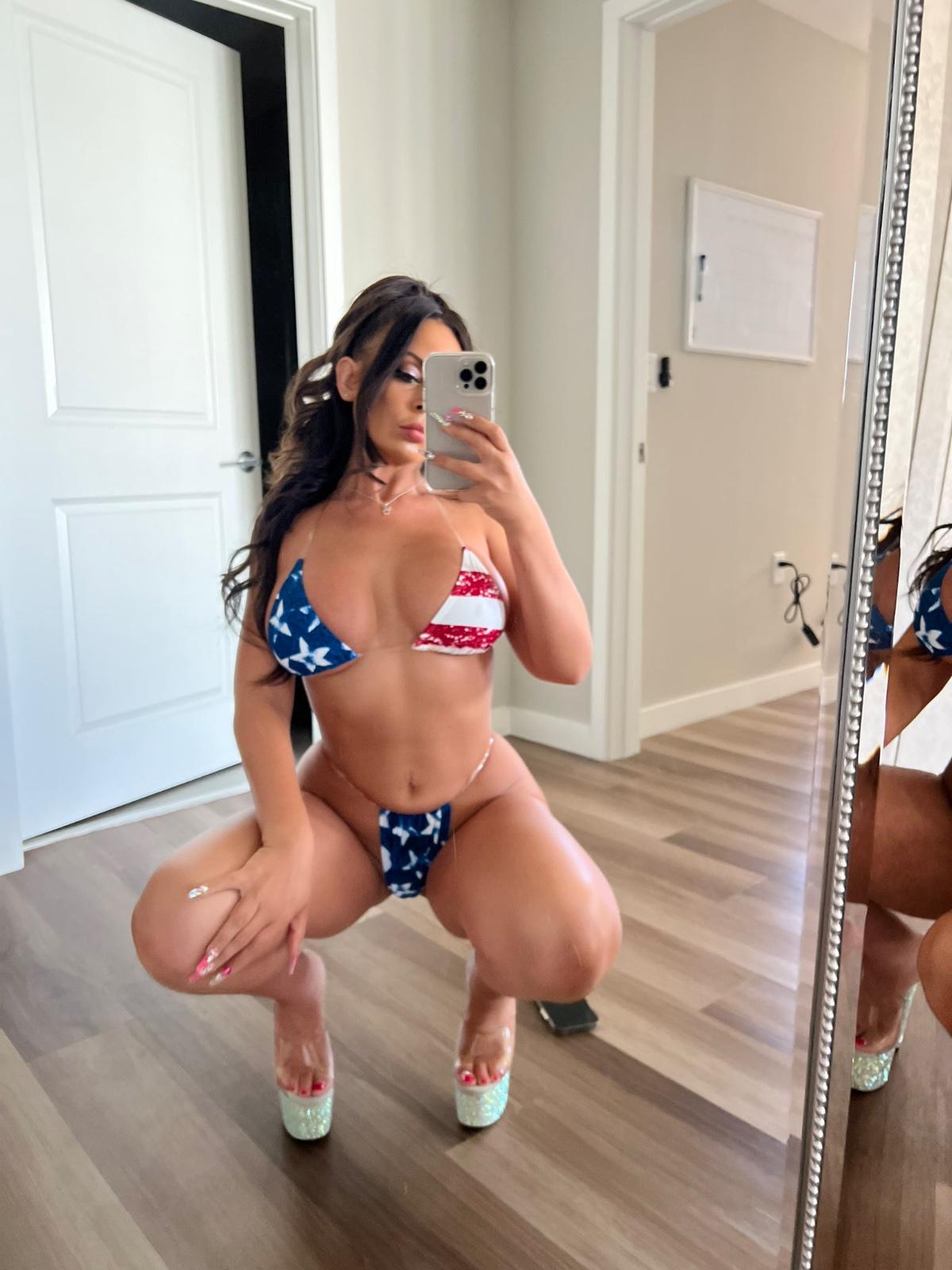 You’re horny?🍆🍑available (Snap: kloutykiki You’re horny?🍆🍑available (Snap: kloutykiki
