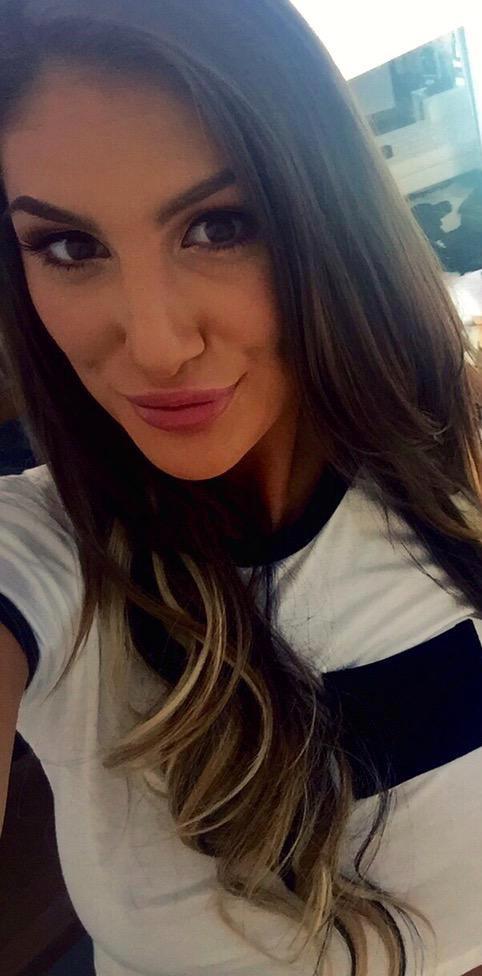 I’m available now and ready to have some fun,,I’m down for hookup, I offer full I’m available now and ready to have some fun,,I’m down for hookup, I offer full