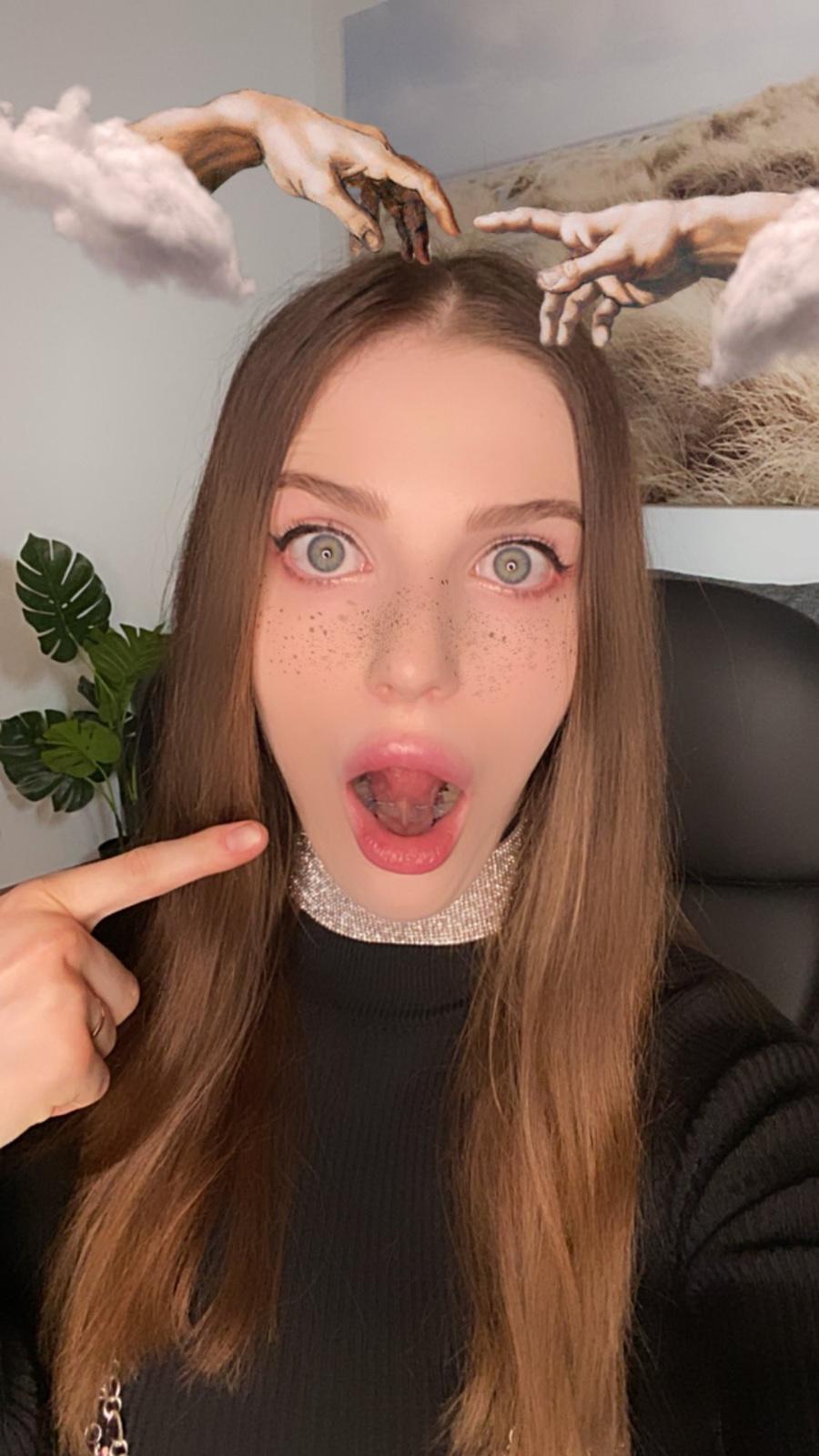 LET ME TASTE YOUR DICK DADD๐๐
๐ฆ LET ME TASTE YOUR DICK DADD๐๐
๐ฆ