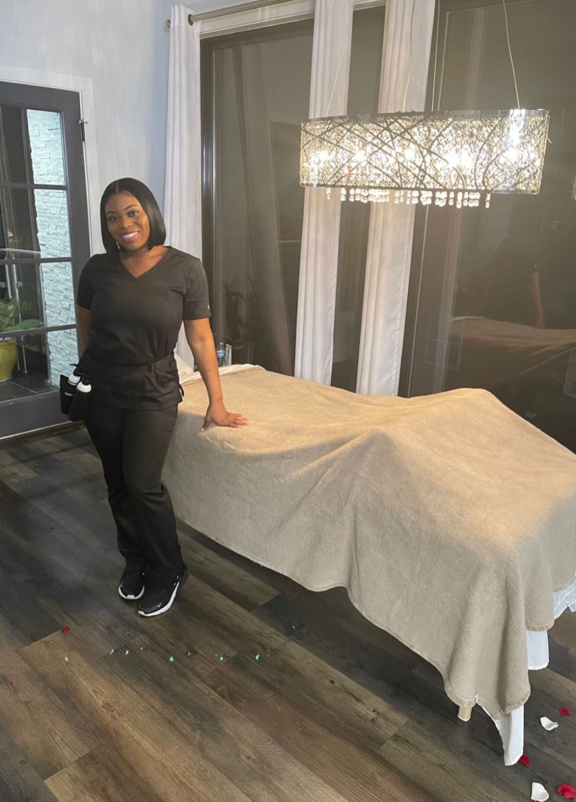 Hmu on snapchat:sheilaagora22 IG:sheilamsg02 if you need any type of massage Hmu on snapchat:sheilaagora22 IG:sheilamsg02 if you need any type of massage