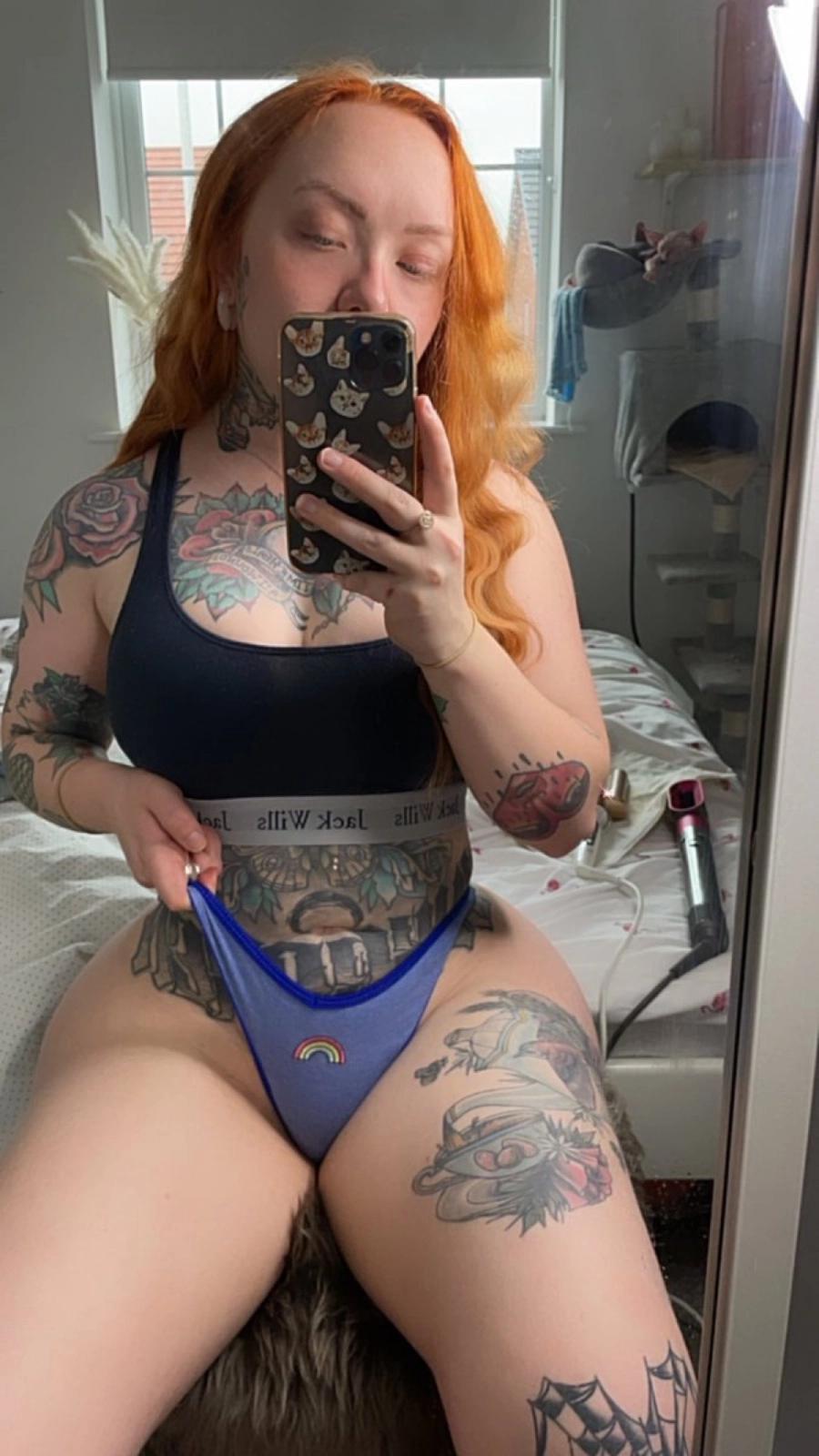 Escort Available for hookup Escort Available for hookup