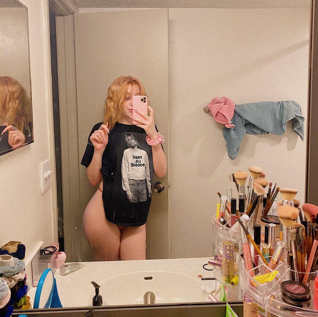DOWN FOR HOOKUP SEXY ASF ALWAYS AVAILABLE 🥵 DOWN FOR HOOKUP SEXY ASF ALWAYS AVAILABLE 🥵