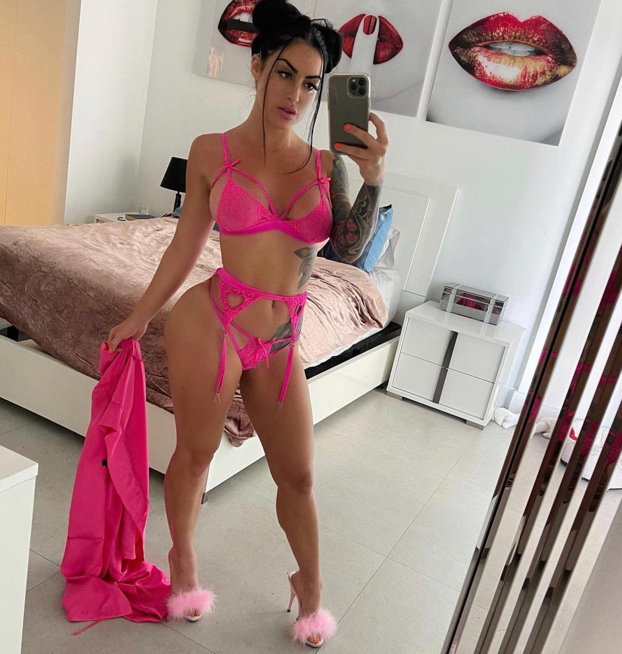 I HAVE MY PAYMENT IN PERSON, I’m Horny, Love squirting💦 and always available I HAVE MY PAYMENT IN PERSON, I’m Horny, Love squirting💦 and always available