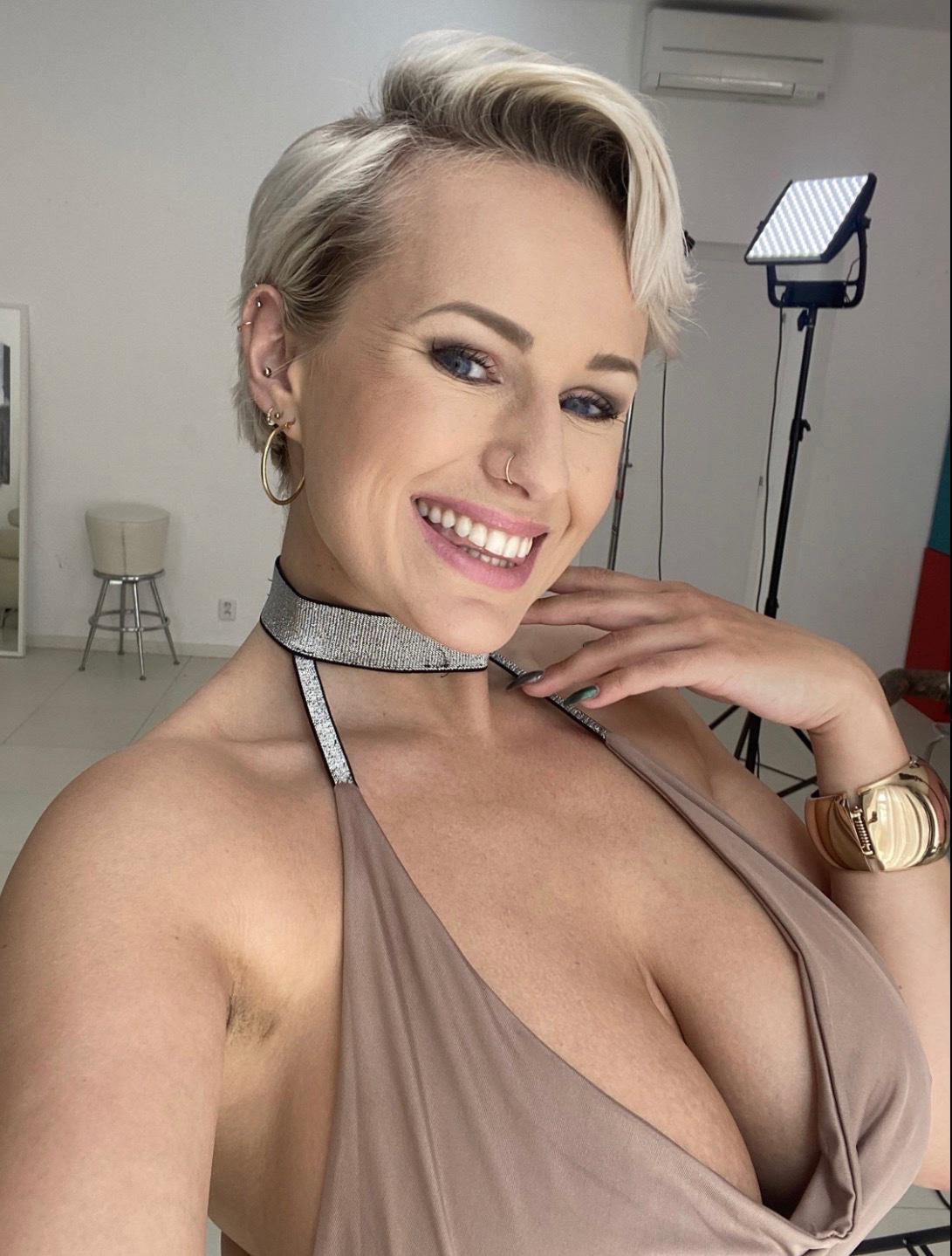 Hookup&massage Hookup&massage