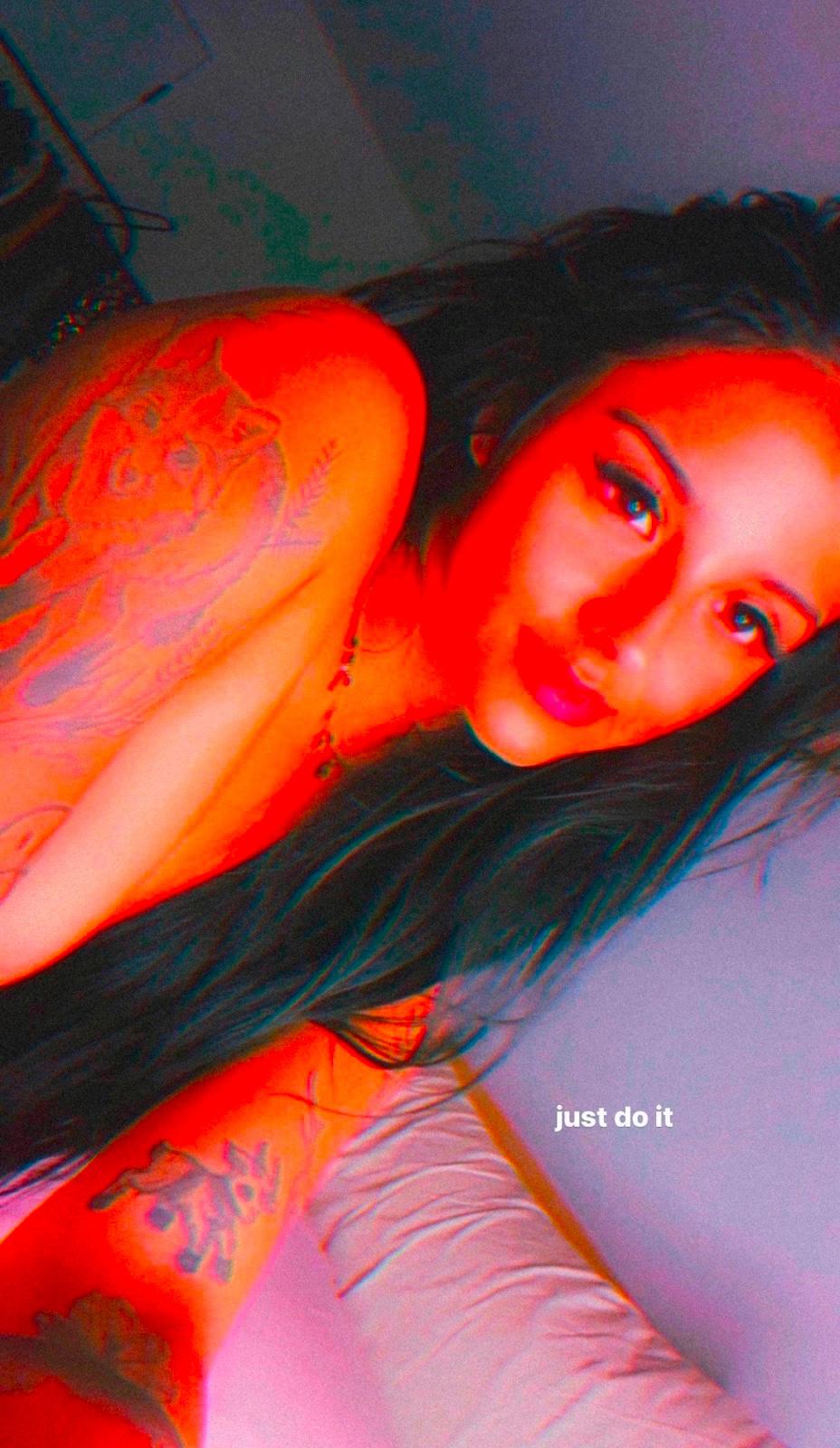 Snapchat: across9939 am available right now 🔥Hott$exy Classy and Wet💦and🍆 Snapchat: across9939 am available right now 🔥Hott$exy Classy and Wet💦and🍆