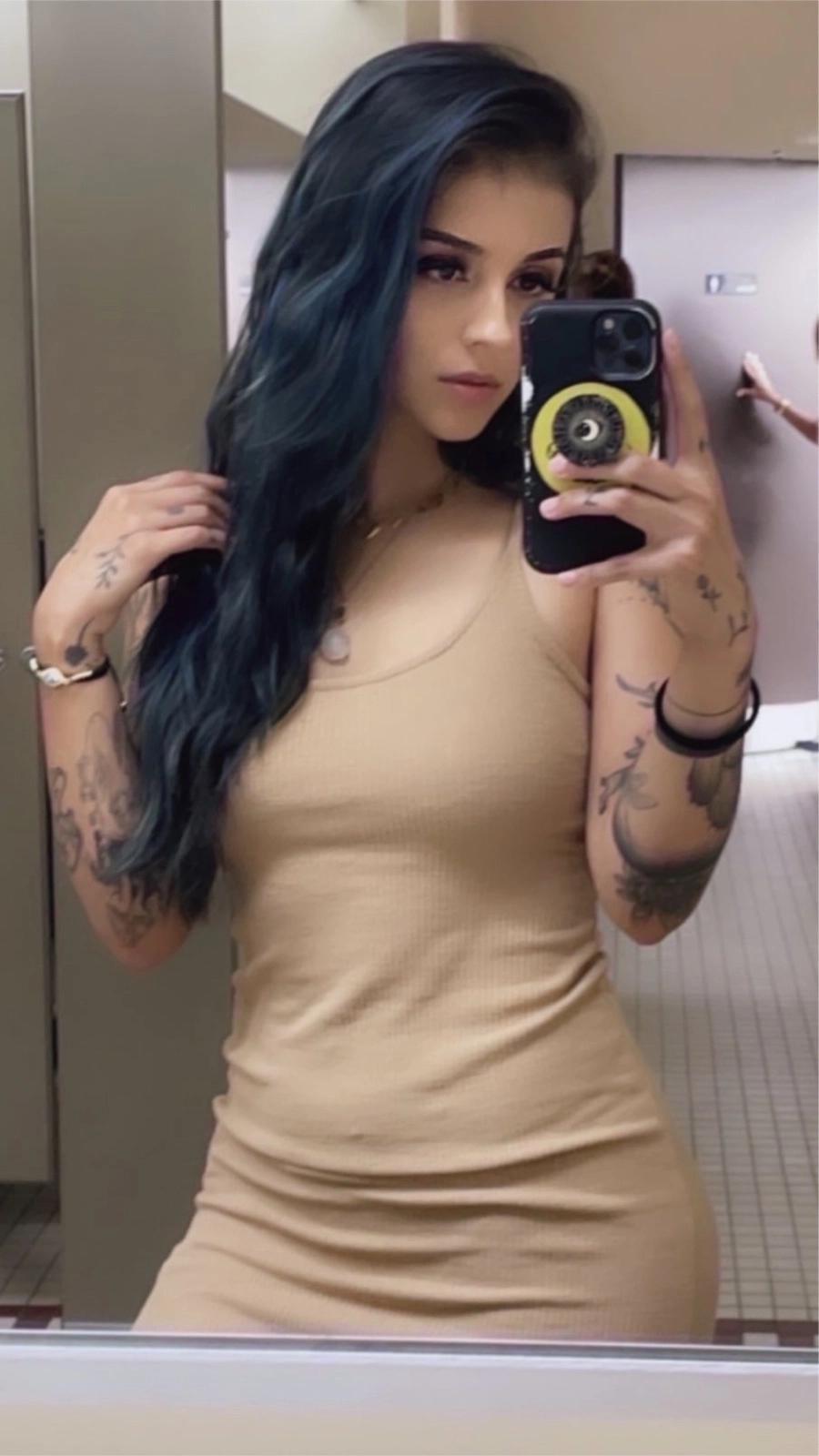 Snapchat: across9939 am available right now 🔥Hott$exy Classy and Wet💦and🍆 Snapchat: across9939 am available right now 🔥Hott$exy Classy and Wet💦and🍆