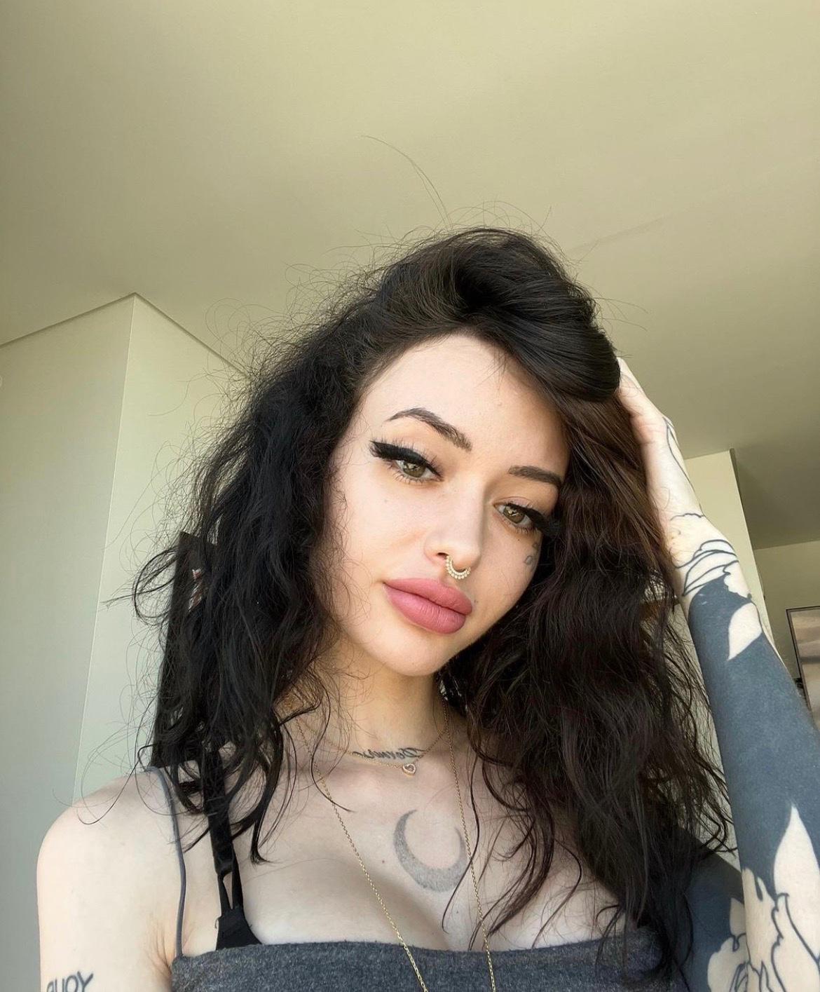 Escort Escort