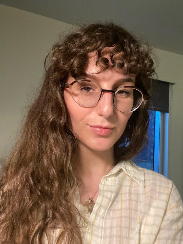 I offer affordable massage with sex I’m professional discreet and genuine.