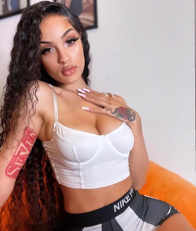 The New Sexy hooker in town I’m Naughty🔥😴