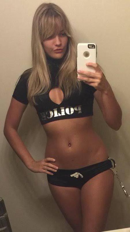 I’m available now for fun HMU on snap: lori_1arm