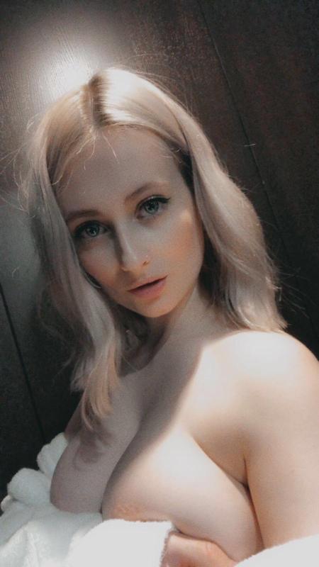 Sexy💋❤️Escort Service available for cuddle, body rubs, Car🚘meet, Sucking