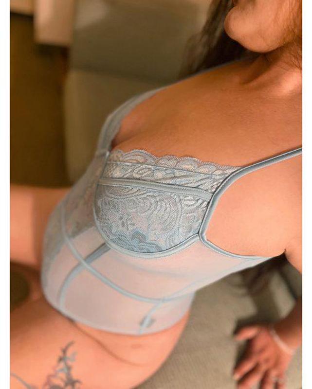 come play with desiree