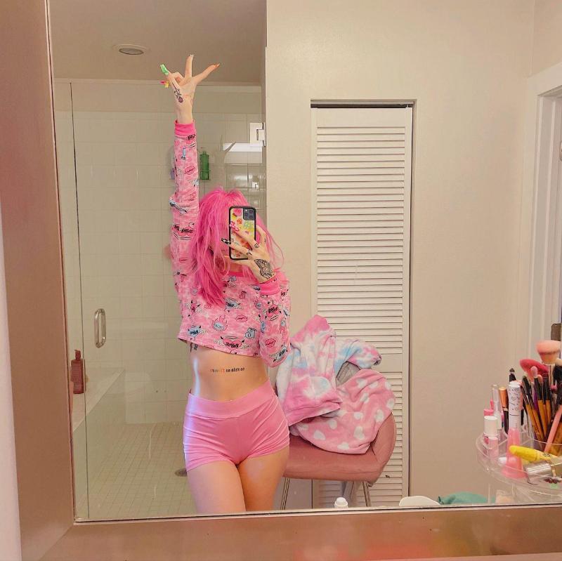 Am down for hookup🍆