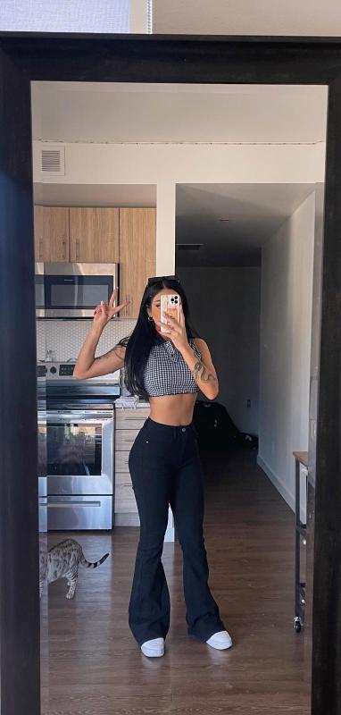 Hello Dumpings!! Keylee is Here to make you Lose Urself in Delightful Sensation